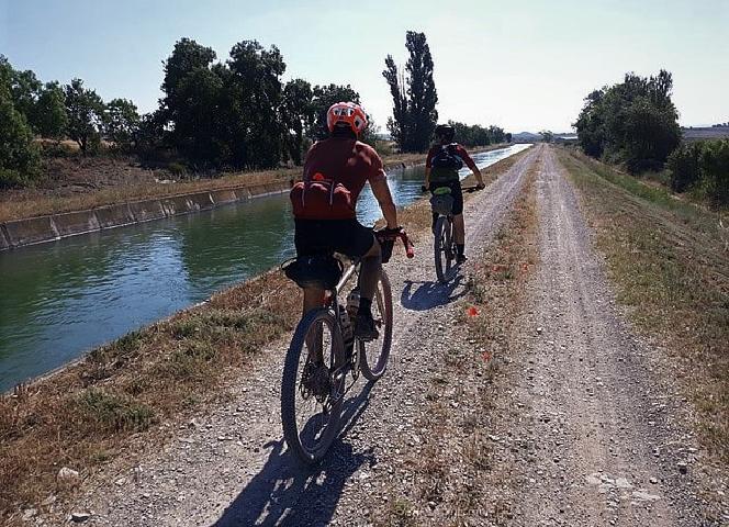 Gravel Bike CAT700