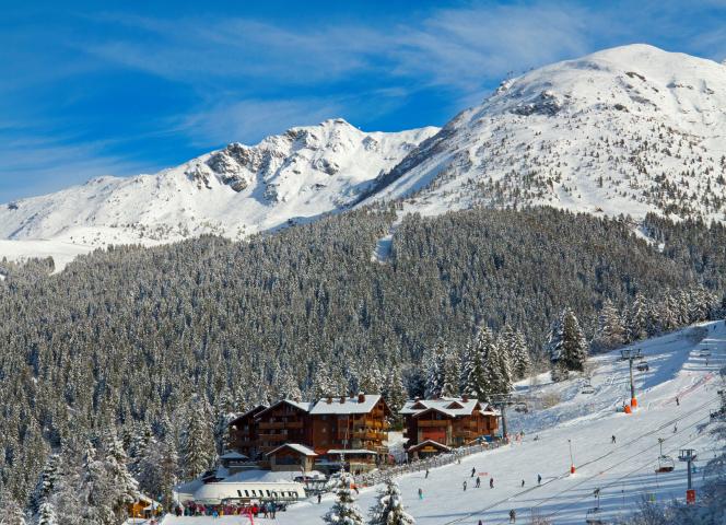 Vue Station de ski Les 7 Laux