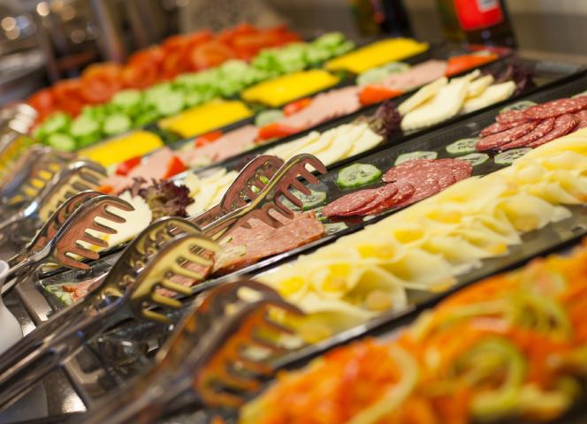 Buffet groupe pension complète Cévéo