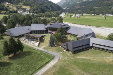 Luz-Saint-Sauveur - village vacances