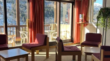 Salon Village vacances Cévéo de Valmeinier