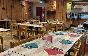 salle restaurant résidence haut bréda