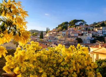 Village Bormes-les-Mimosas Cévéo 