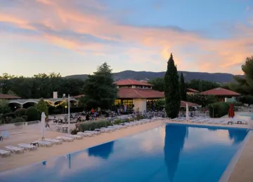 Piscine Bormes-les-Mimosas cévéo