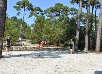 Pétanque à Carcans